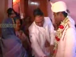 Desi indiyano iskandalo - napaka maganda at malibog burikit fucked mahusay 26 min =xxx-baba=